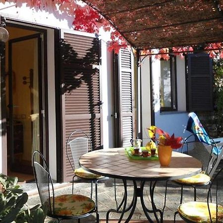 Casa Gialla Imperia Luaran gambar