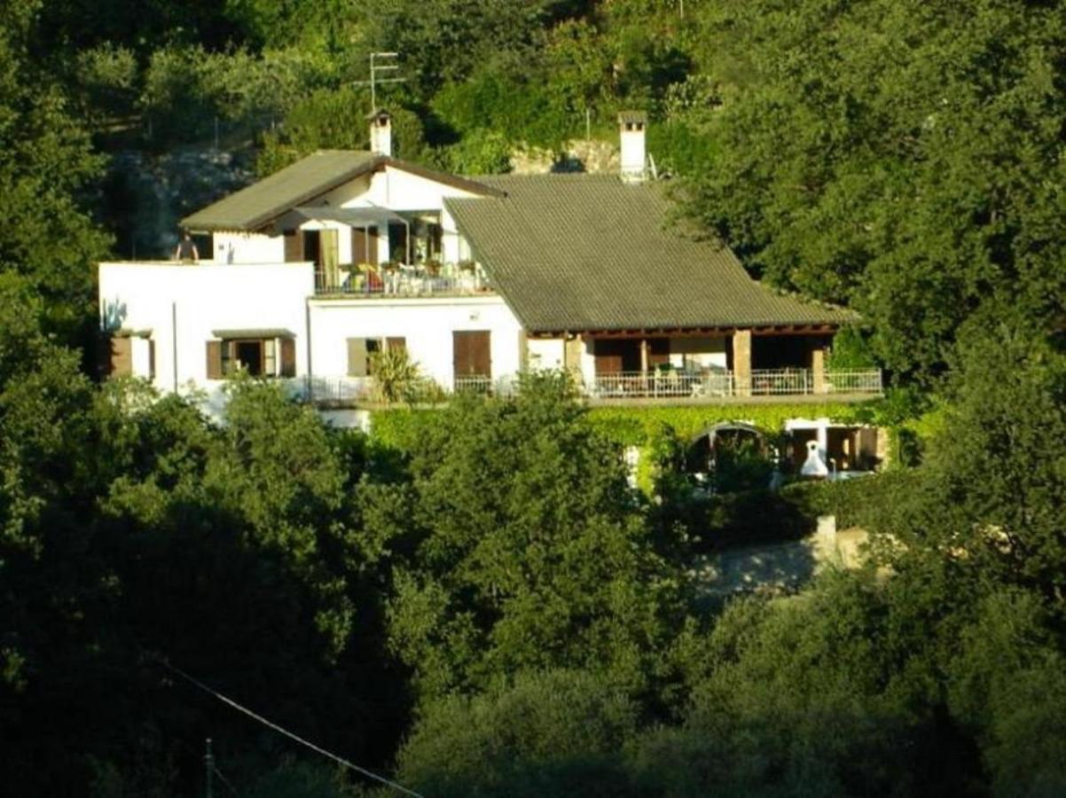 Casa Gialla Imperia Luaran gambar